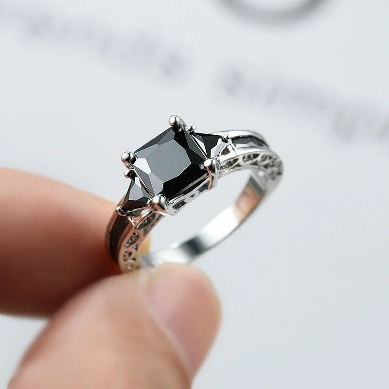 Moonveil Ring - Obsidian Veil