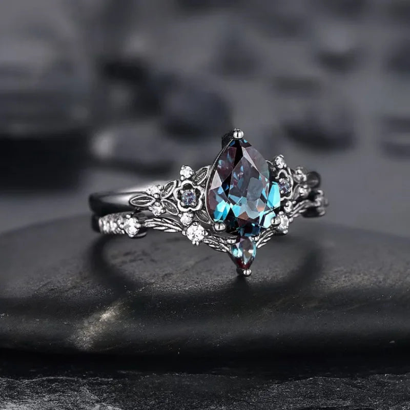 Twilight Ivy Ring - Sapphire