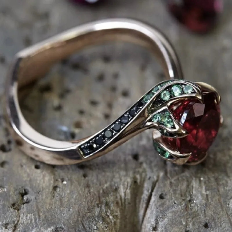 Moonveil Ring - Rose