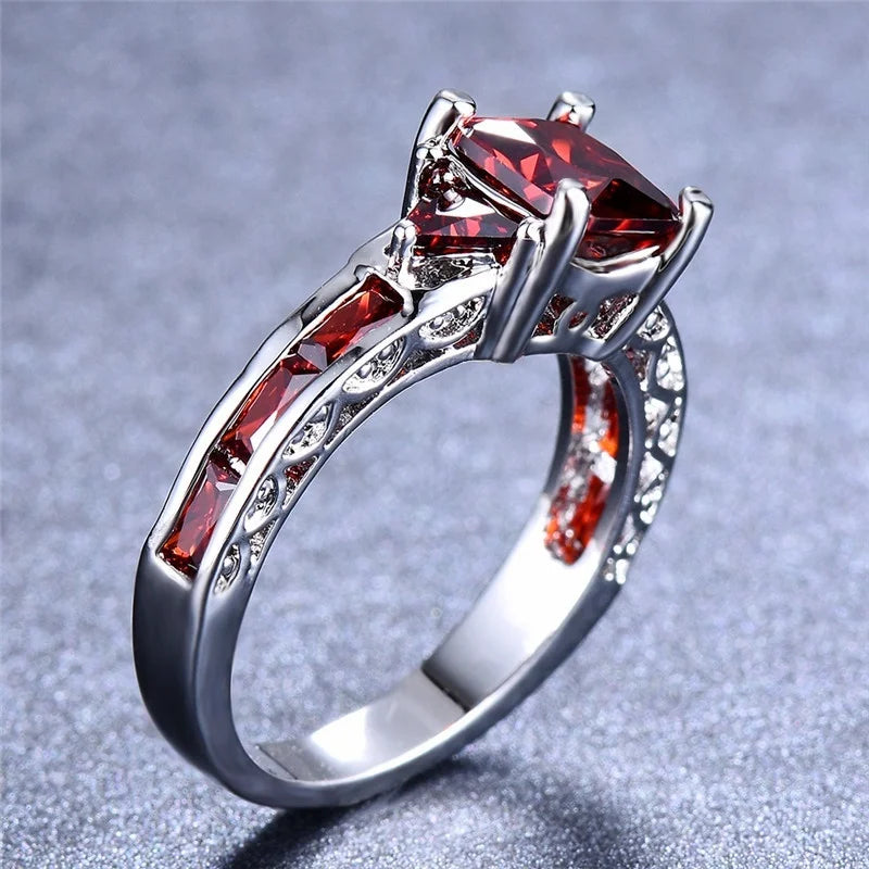 Moonveil Ring - Blood Moon