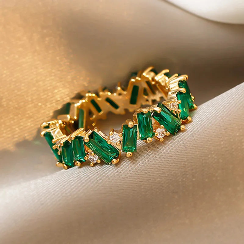 Stardust Ring - Green Star Cluster