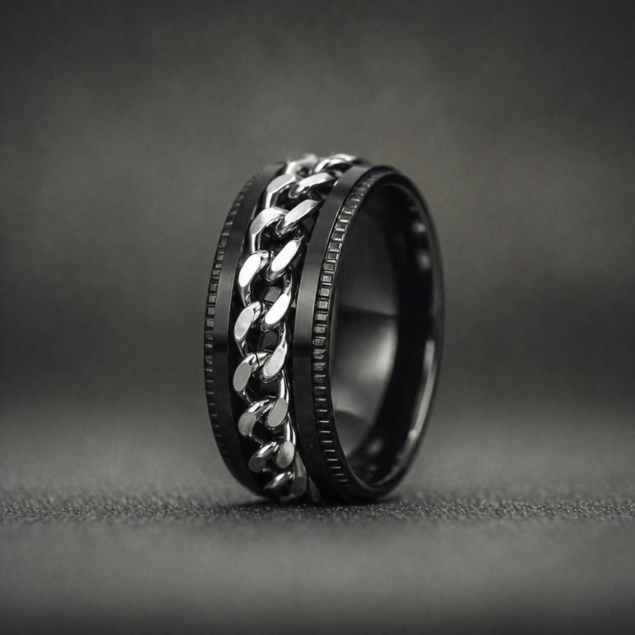Chain Ring - Black & Silver