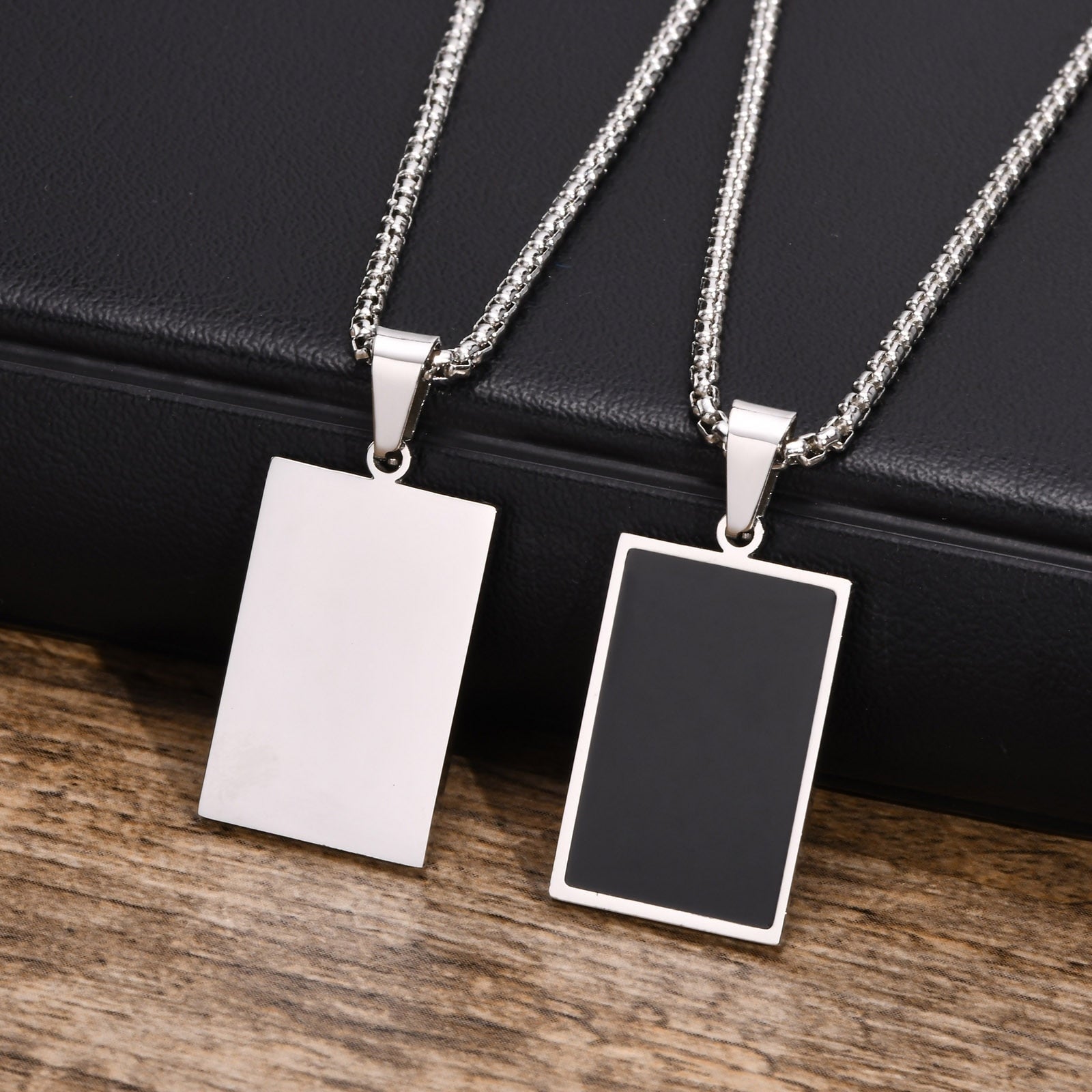 Simplistic Necklace - Memory