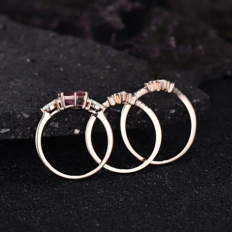 Moonveil Ring - Ruby Eclipse