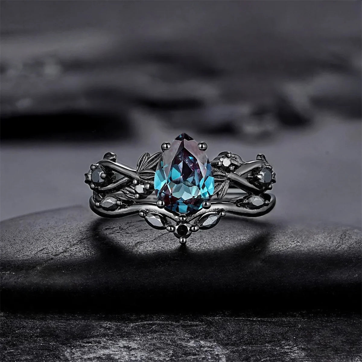 Twilight Ivy Ring - Blue Moon