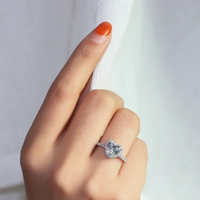 Moonveil Ring - Starlove
