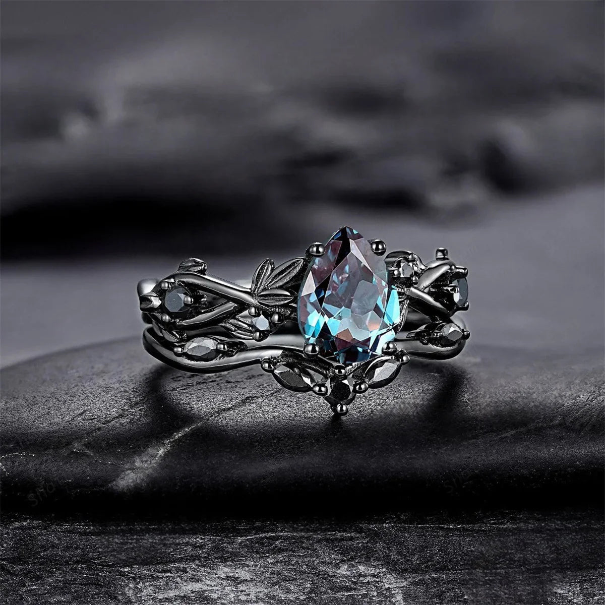 Twilight Ivy Ring - Blue Moon