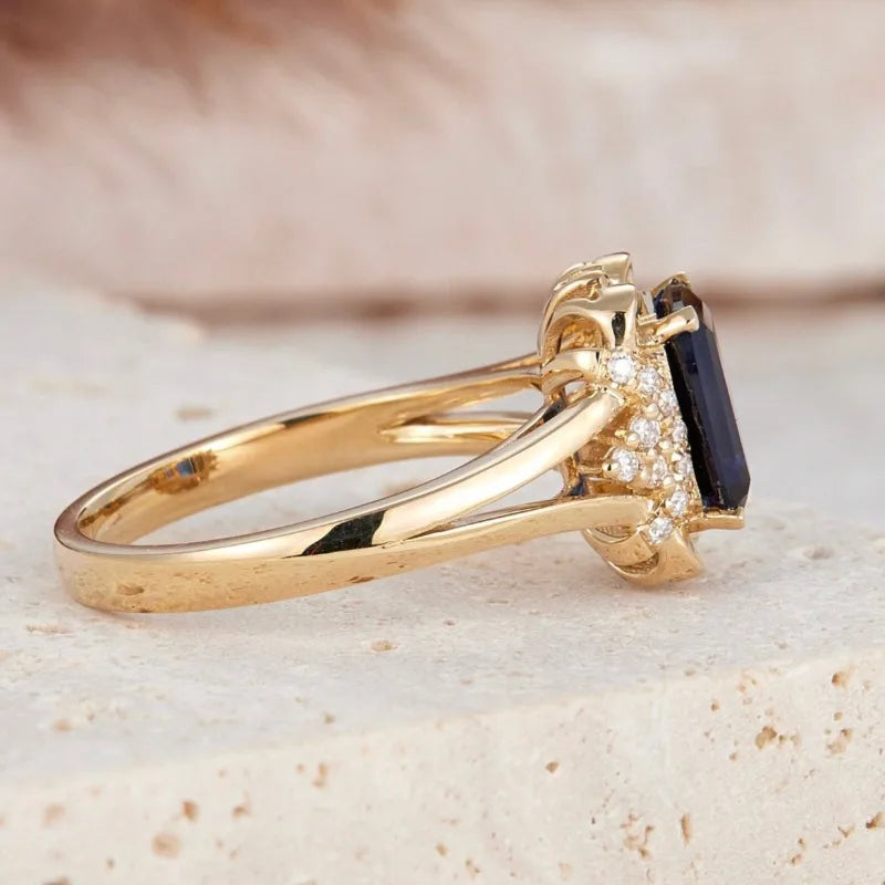 Moonveil Ring - Moonfrost
