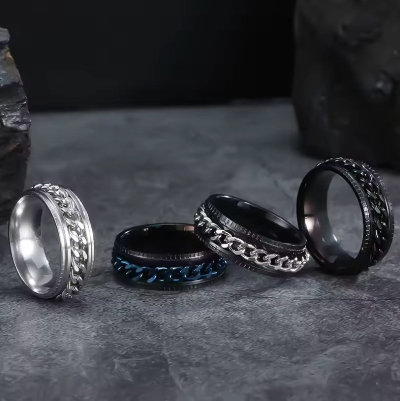 Chain Ring - Black & Silver