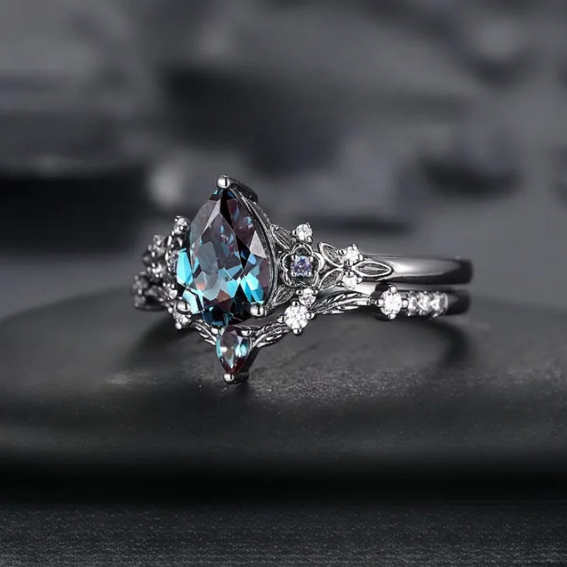 Twilight Ivy Ring - Sapphire