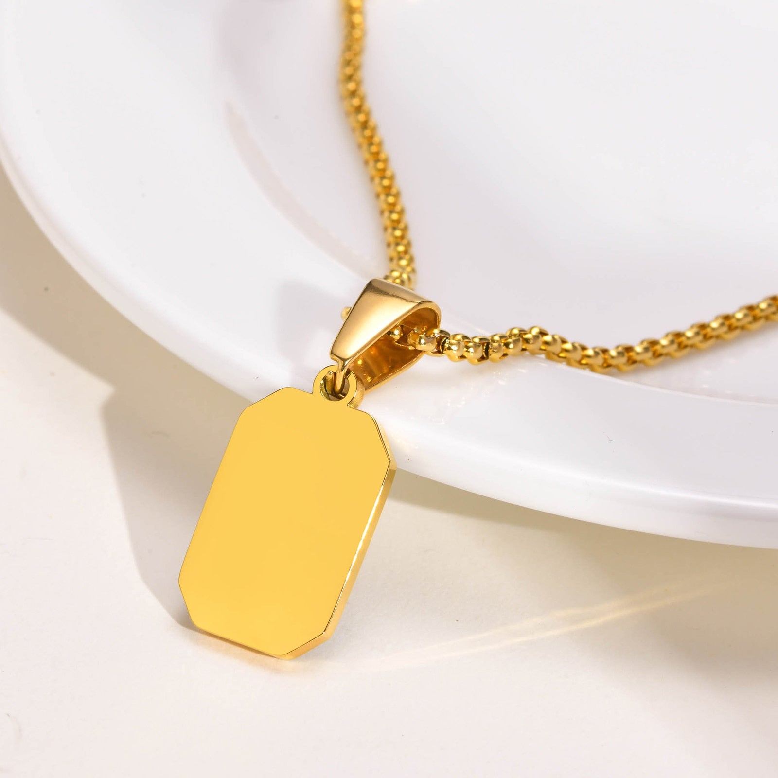 Simplistic Necklace: The Timeless