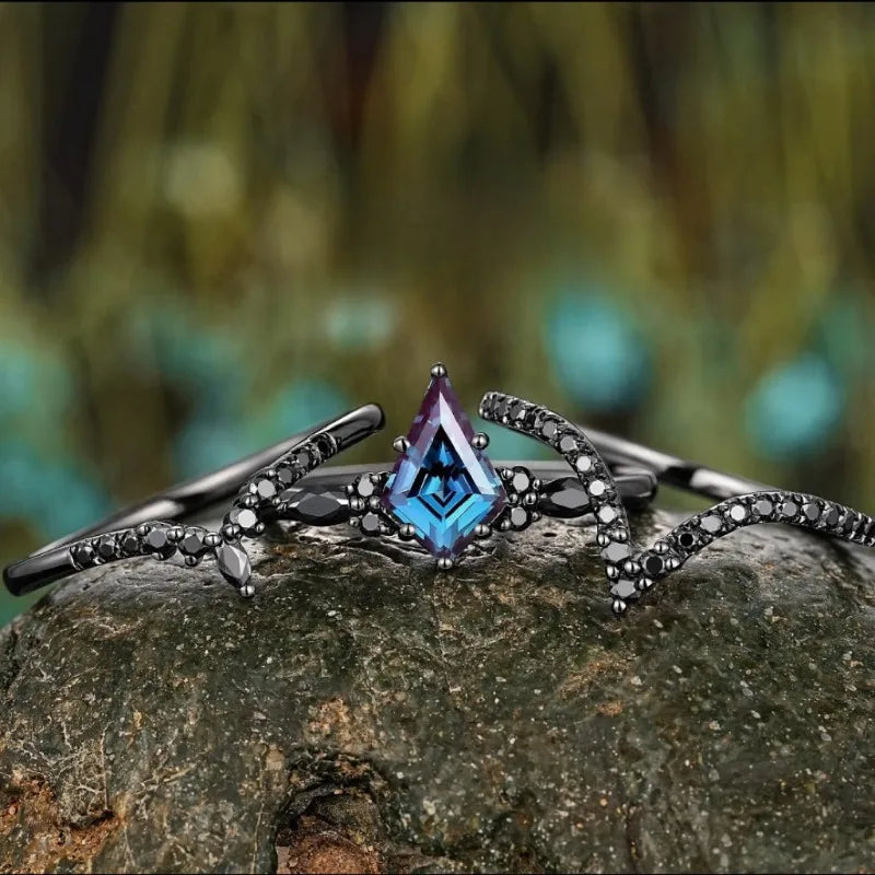 Twilight Ivy Ring - Azure
